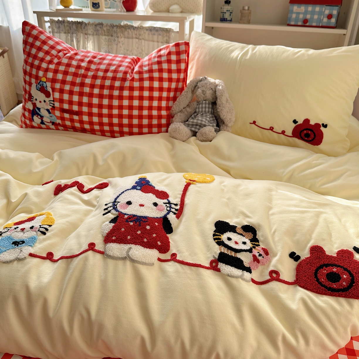 91家纺网 家纺一手货源 找家纺 玉海棠家纺 2026新款高克重超软糯可爱系毛巾绣四件套 猫咪奈斯