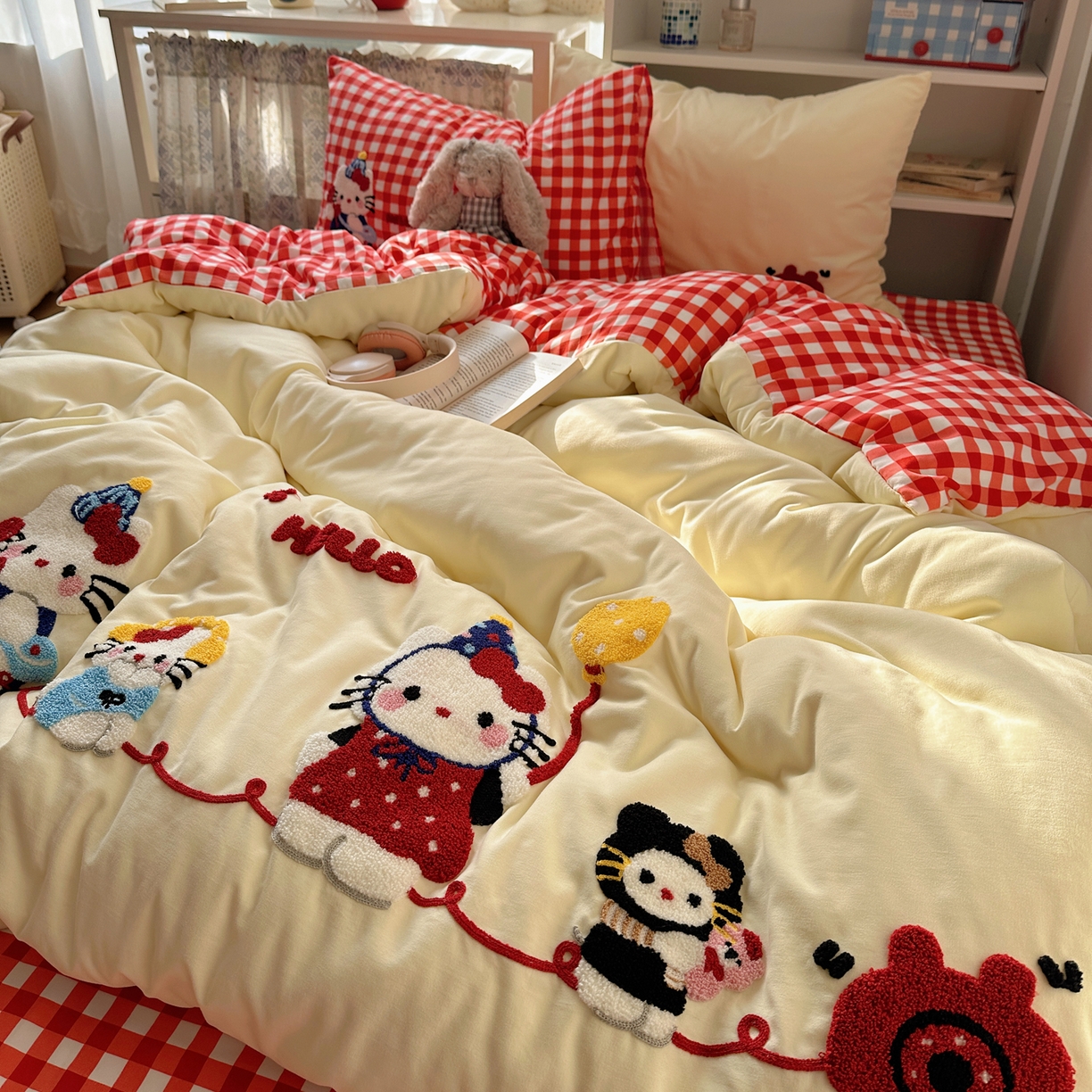 91家纺网 家纺一手货源 找家纺 玉海棠家纺 2026新款高克重超软糯可爱系毛巾绣四件套 猫咪奈斯