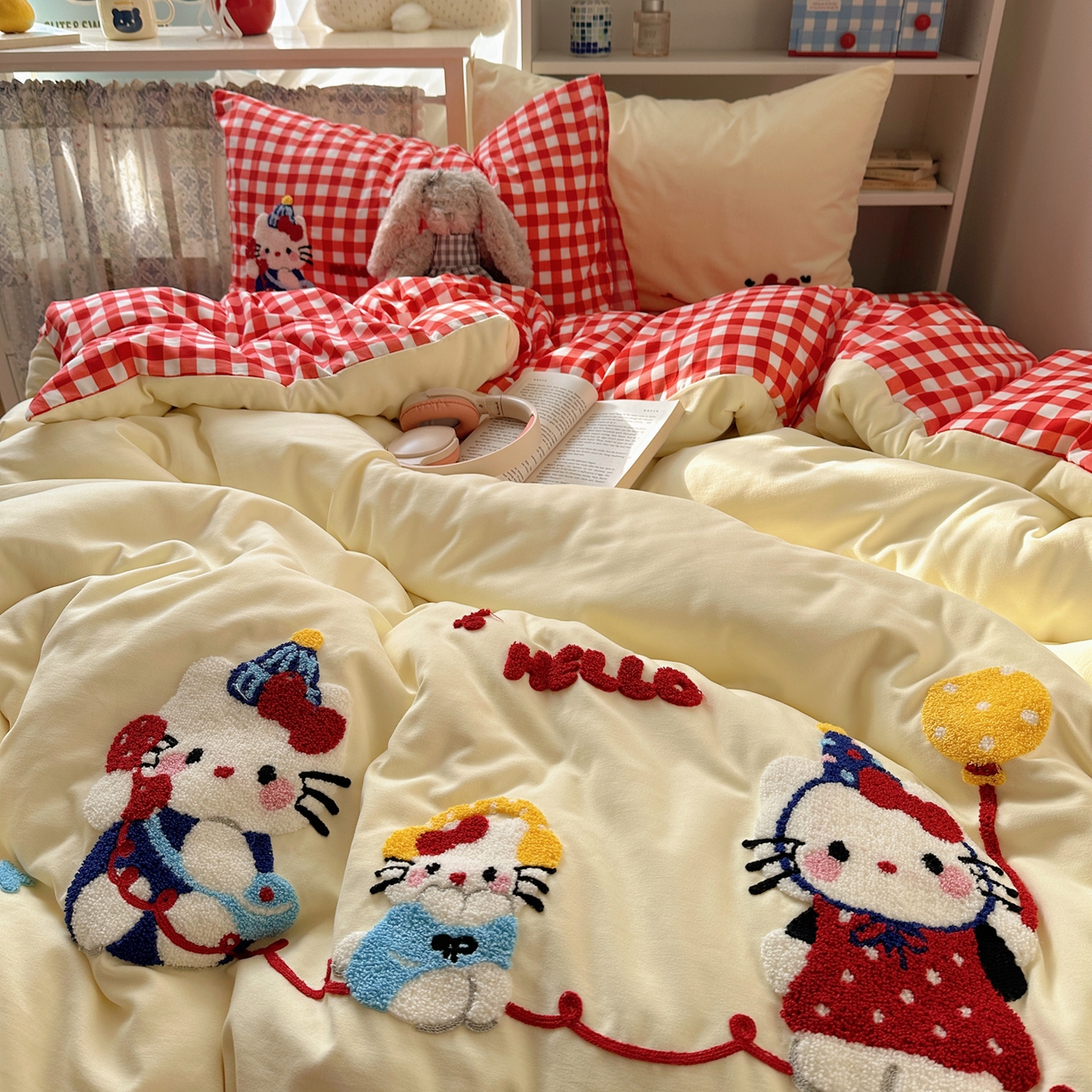 91家纺网 家纺一手货源 找家纺 玉海棠家纺 2026新款高克重超软糯可爱系毛巾绣四件套 猫咪奈斯