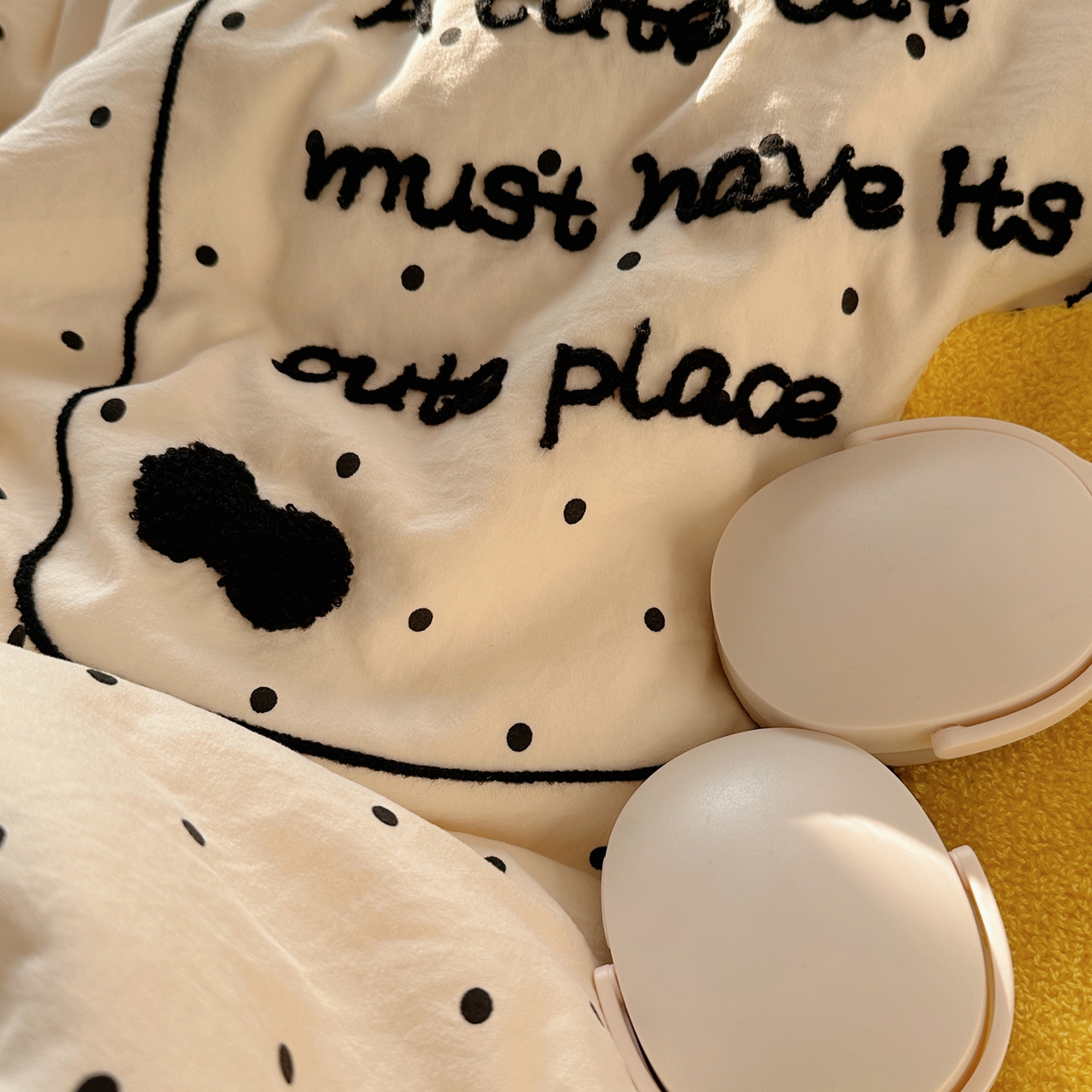 91家纺网 家纺一手货源 找家纺 玉海棠家纺 2026新款高克重超软糯可爱系毛巾绣四件套 猫咪气球