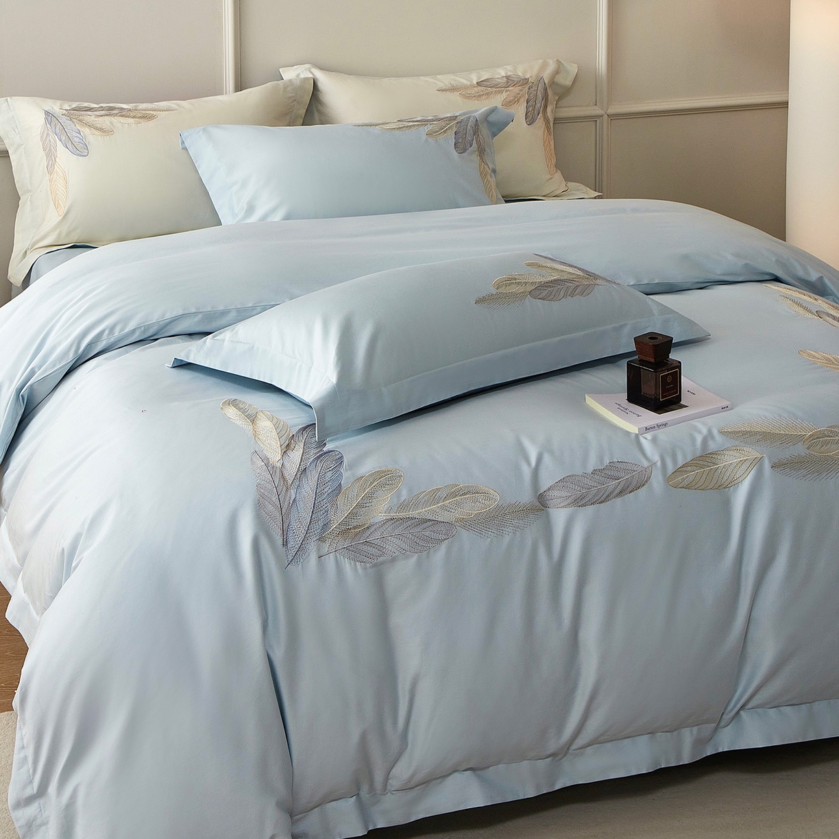 91家纺网 家纺一手货源 找家纺 优悦生活馆 2026新款冰丝刺绣四件套-露晞 露晞-蓝