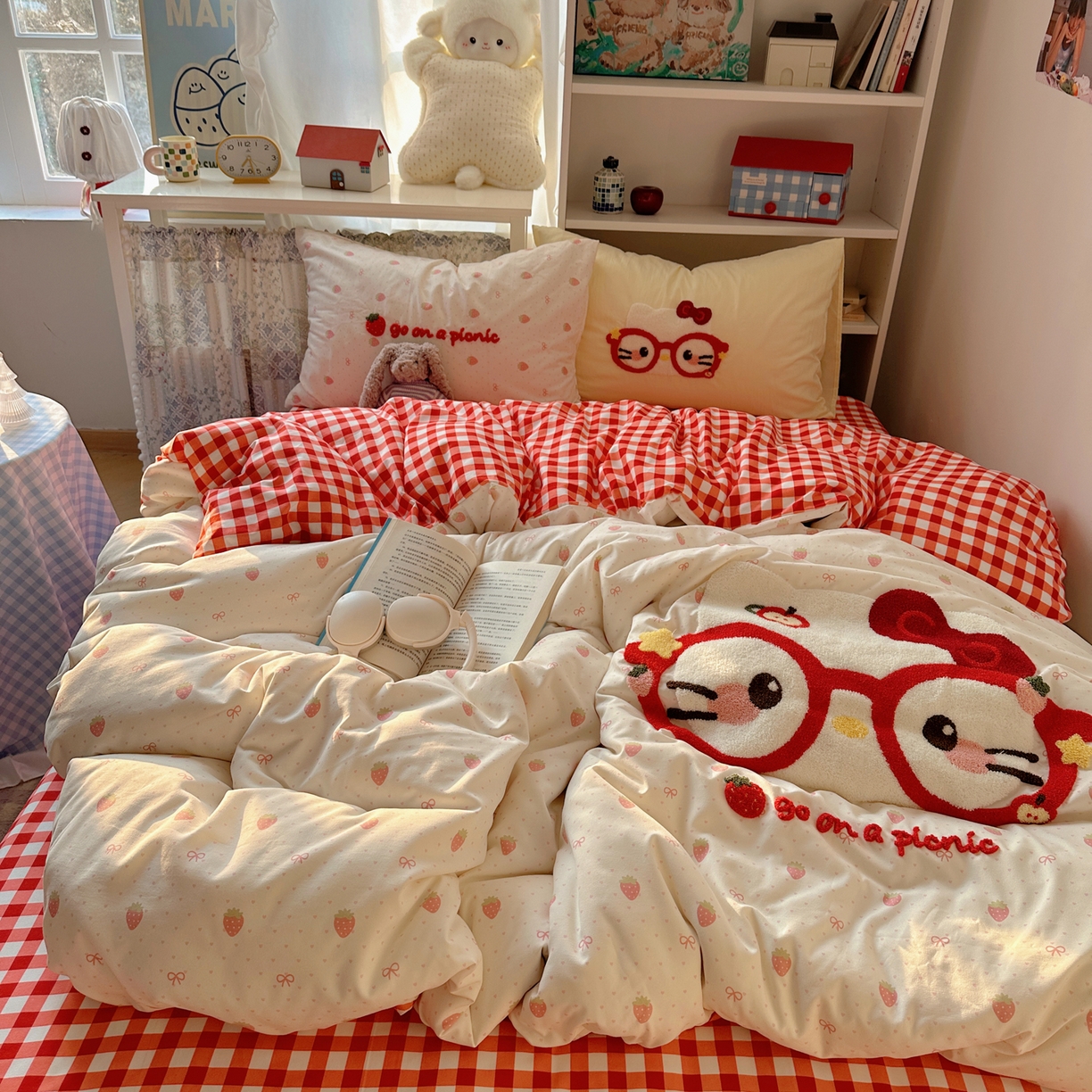 91家纺网 家纺一手货源 找家纺 玉海棠家纺 2026新款高克重超软糯可爱系毛巾绣四件套 时髦小猫