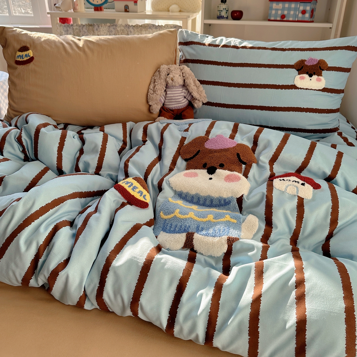 91家纺网 家纺一手货源 找家纺 玉海棠家纺 2026新款高克重超软糯可爱系毛巾绣四件套 小狗的屋