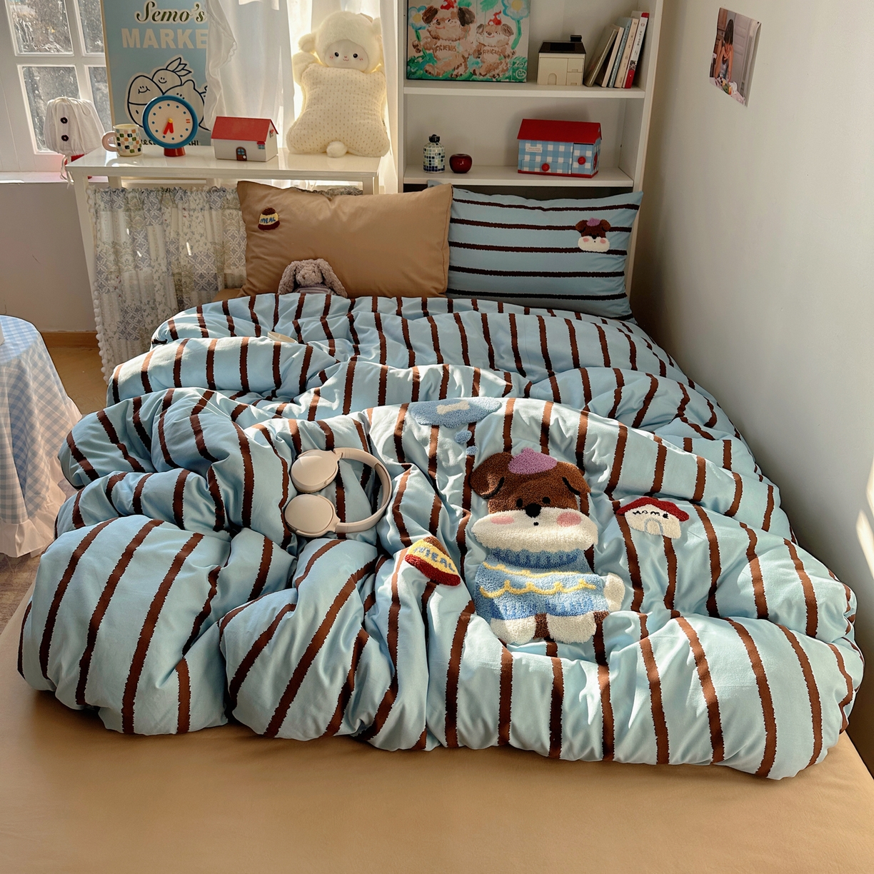 91家纺网 家纺一手货源 找家纺 玉海棠家纺 2026新款高克重超软糯可爱系毛巾绣四件套 小狗的屋