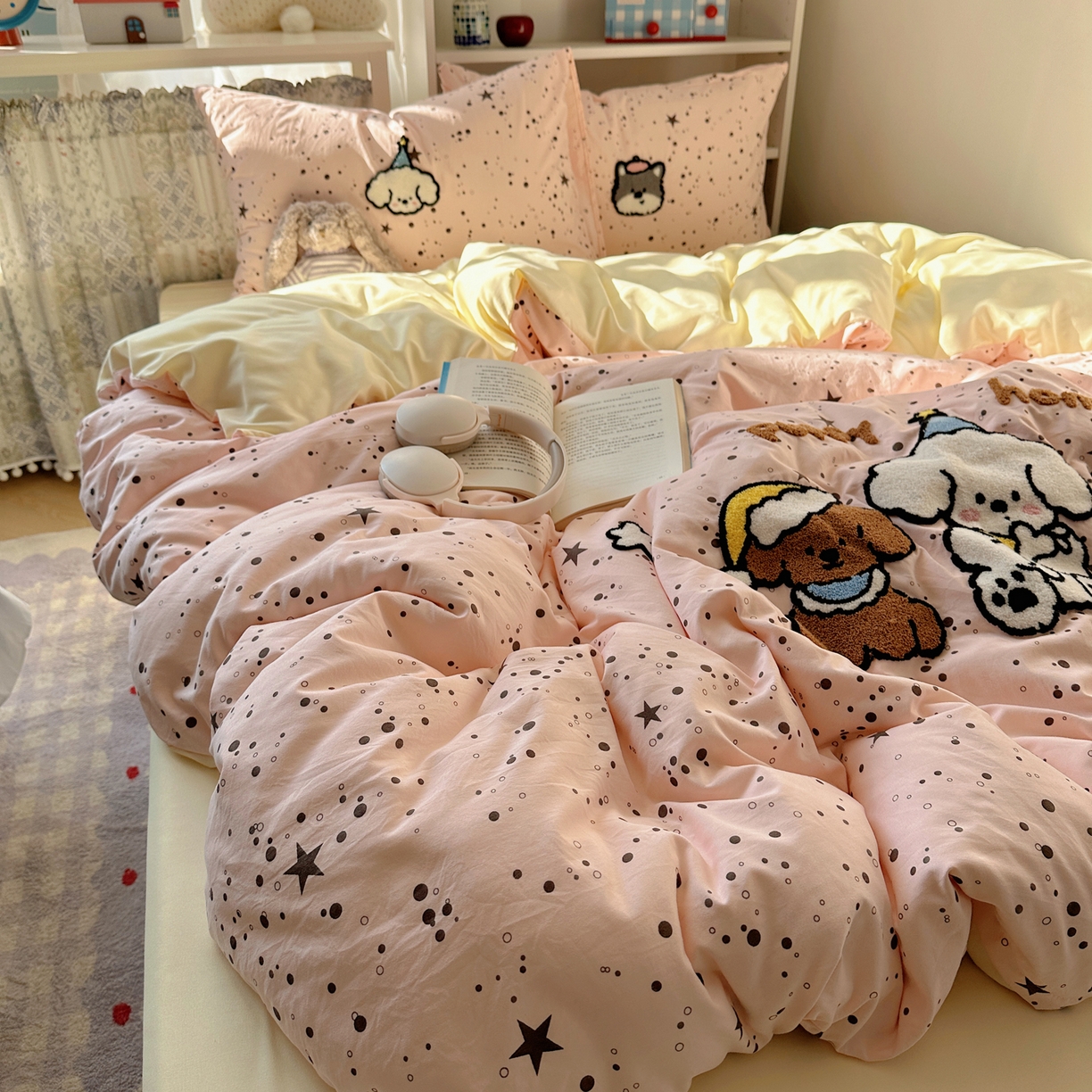 91家纺网 家纺一手货源 找家纺 玉海棠家纺 2026新款高克重超软糯可爱系毛巾绣四件套 真诚小狗