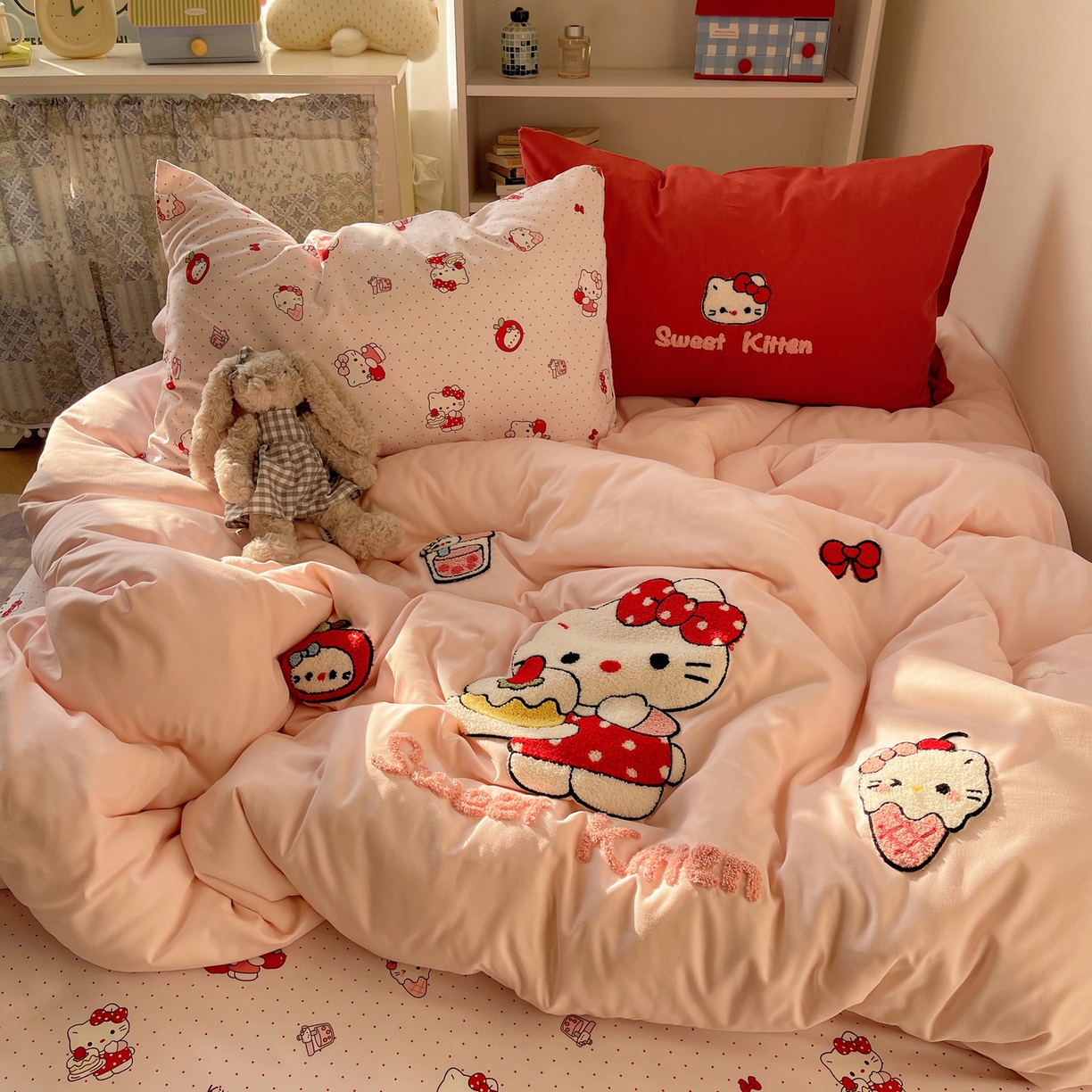 91家纺网 家纺一手货源 找家纺 玉海棠家纺 2026新款高克重超软糯可爱系毛巾绣四件套 做甜品的猫