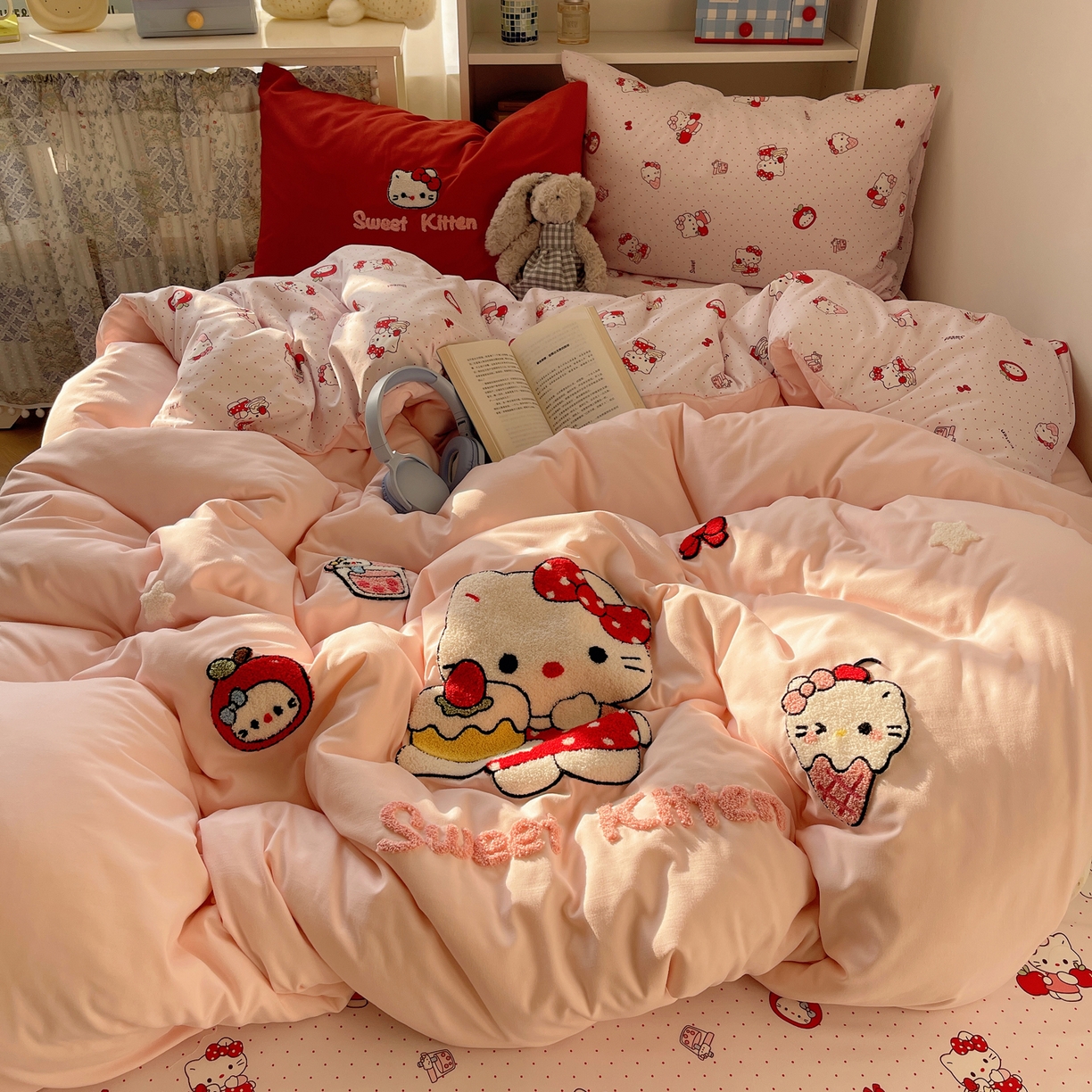 91家纺网 家纺一手货源 找家纺 玉海棠家纺 2026新款高克重超软糯可爱系毛巾绣四件套 做甜品的猫