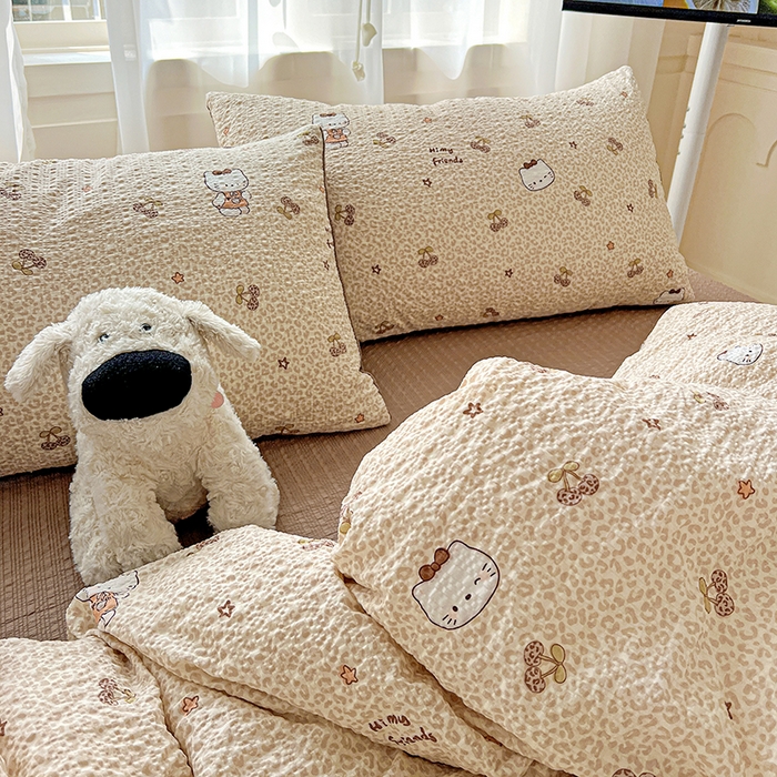 91家纺网 家纺一手货源 找家纺 一比一 2026春夏新款泡芙棉泡芙纱印花四件套-简单款 豹纹KT