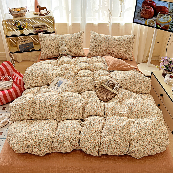 91家纺网 家纺一手货源 找家纺 一比一 2026春夏新款泡芙棉泡芙纱印花四件套-简单款 浪漫樱桃