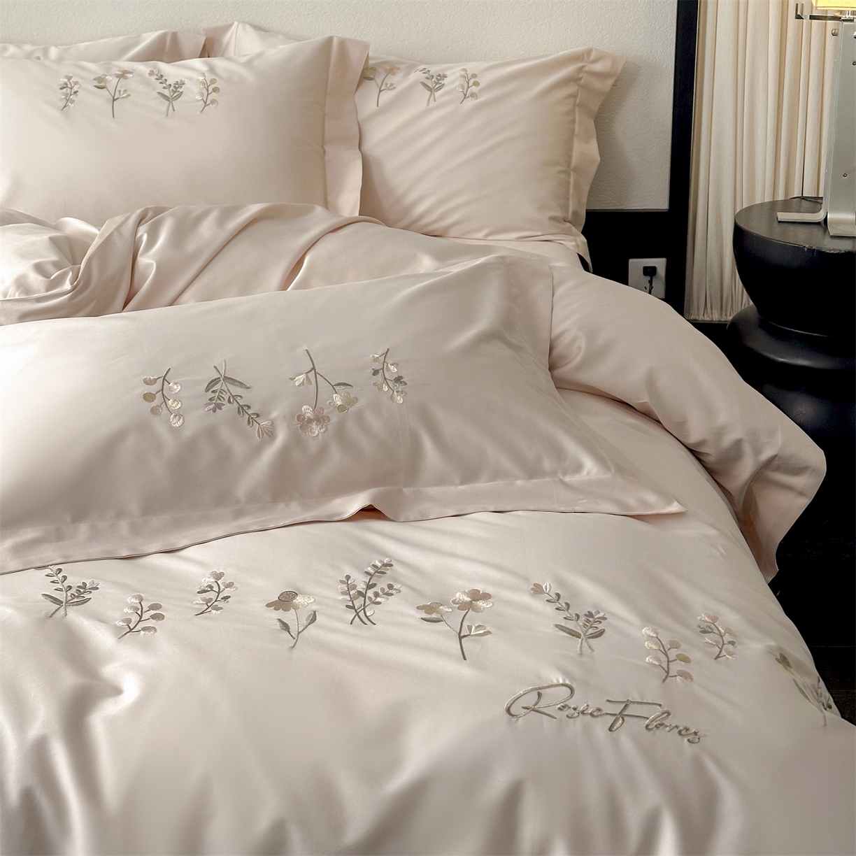 91家纺网 家纺一手货源 找家纺 泽西家纺+V17798841158发大图 2026新品刺绣50s双股全棉长绒棉纯棉宽边四件套-花有约 花有约-粉色