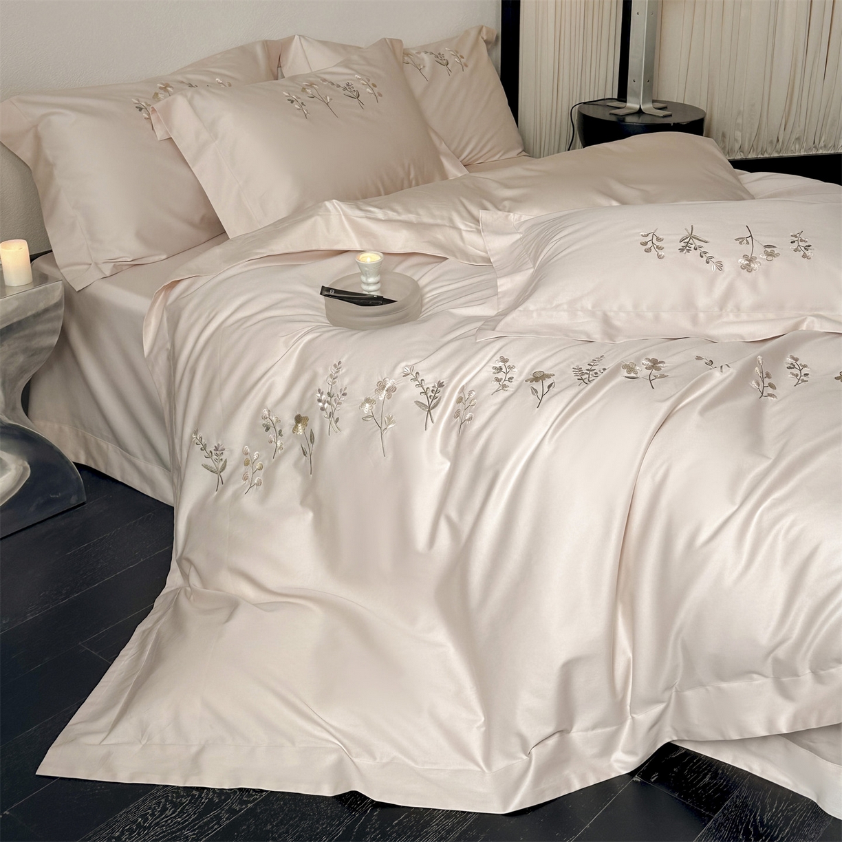 91家纺网 家纺一手货源 找家纺 泽西家纺+V17798841158发大图 2026新品刺绣50s双股全棉长绒棉纯棉宽边四件套-花有约 花有约-粉色