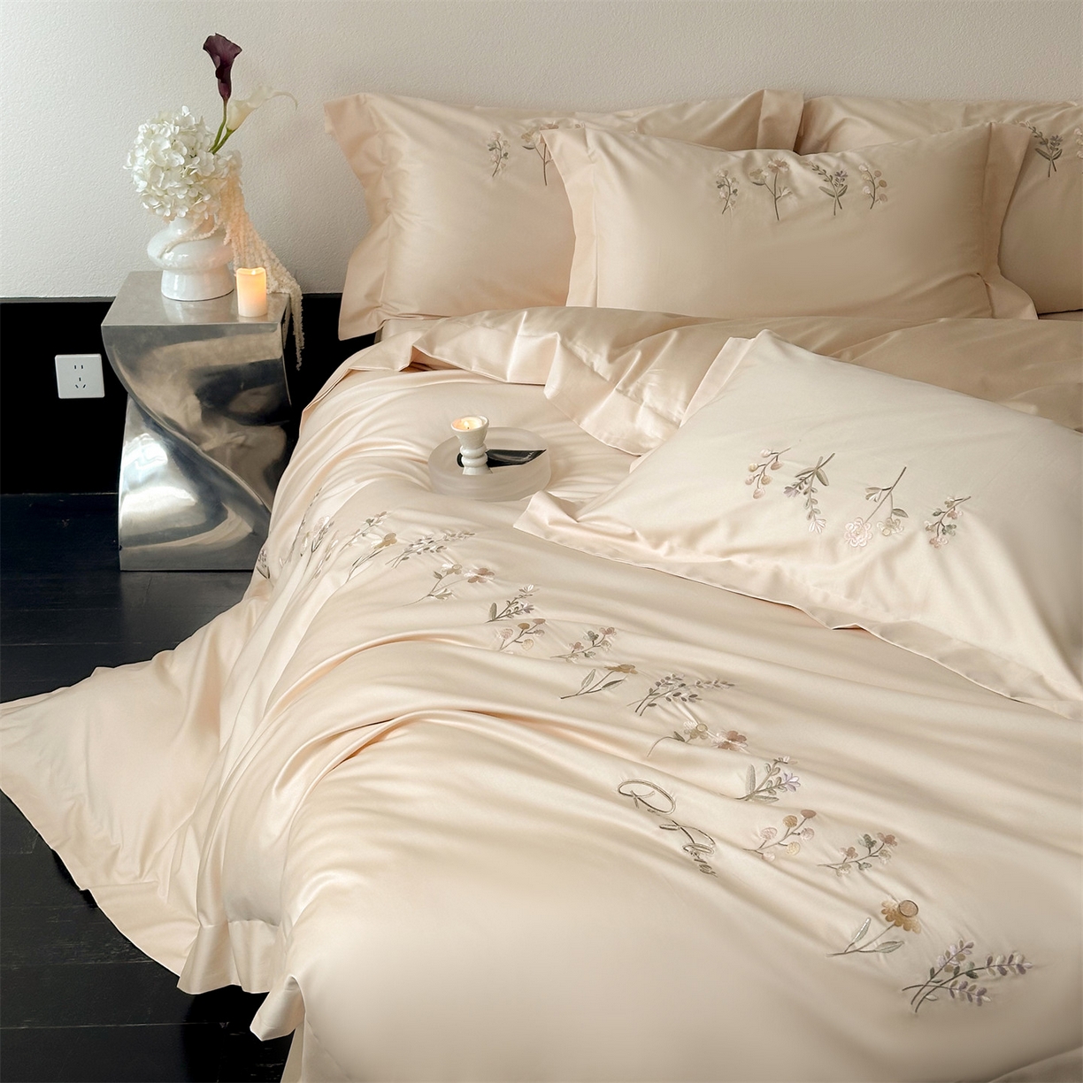 91家纺网 家纺一手货源 找家纺 泽西家纺+V17798841158发大图 2026新品刺绣50s双股全棉长绒棉纯棉宽边四件套-花有约 花有约-浅米驼