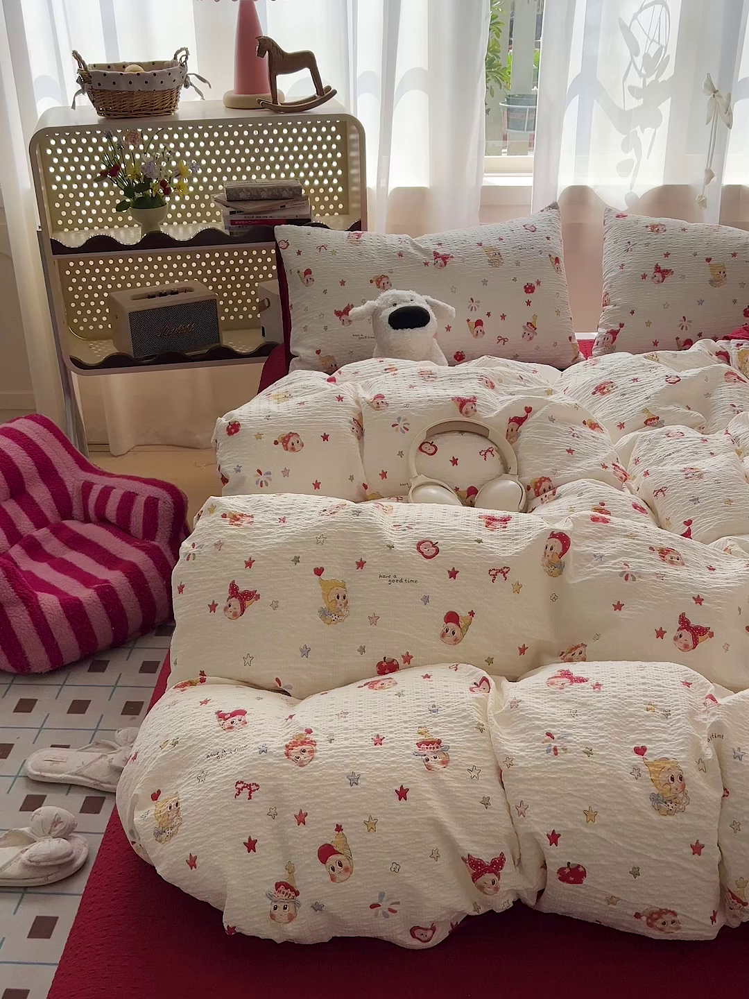 91家纺网 家纺一手货源 找家纺 一比一 2026春夏新款泡芙棉泡芙纱印花四件套-简单款 晚安宝贝 - 红