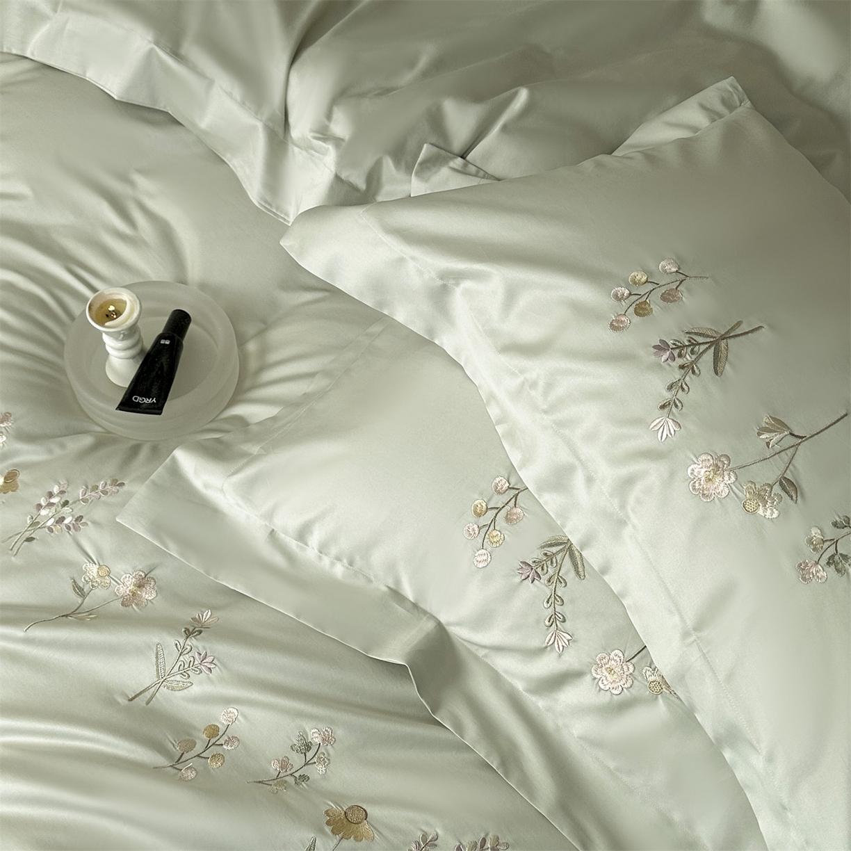 91家纺网 家纺一手货源 找家纺 泽西家纺+V17798841158发大图 2026新品刺绣50s双股全棉长绒棉纯棉宽边四件套-花有约 花有约-玛瑙绿