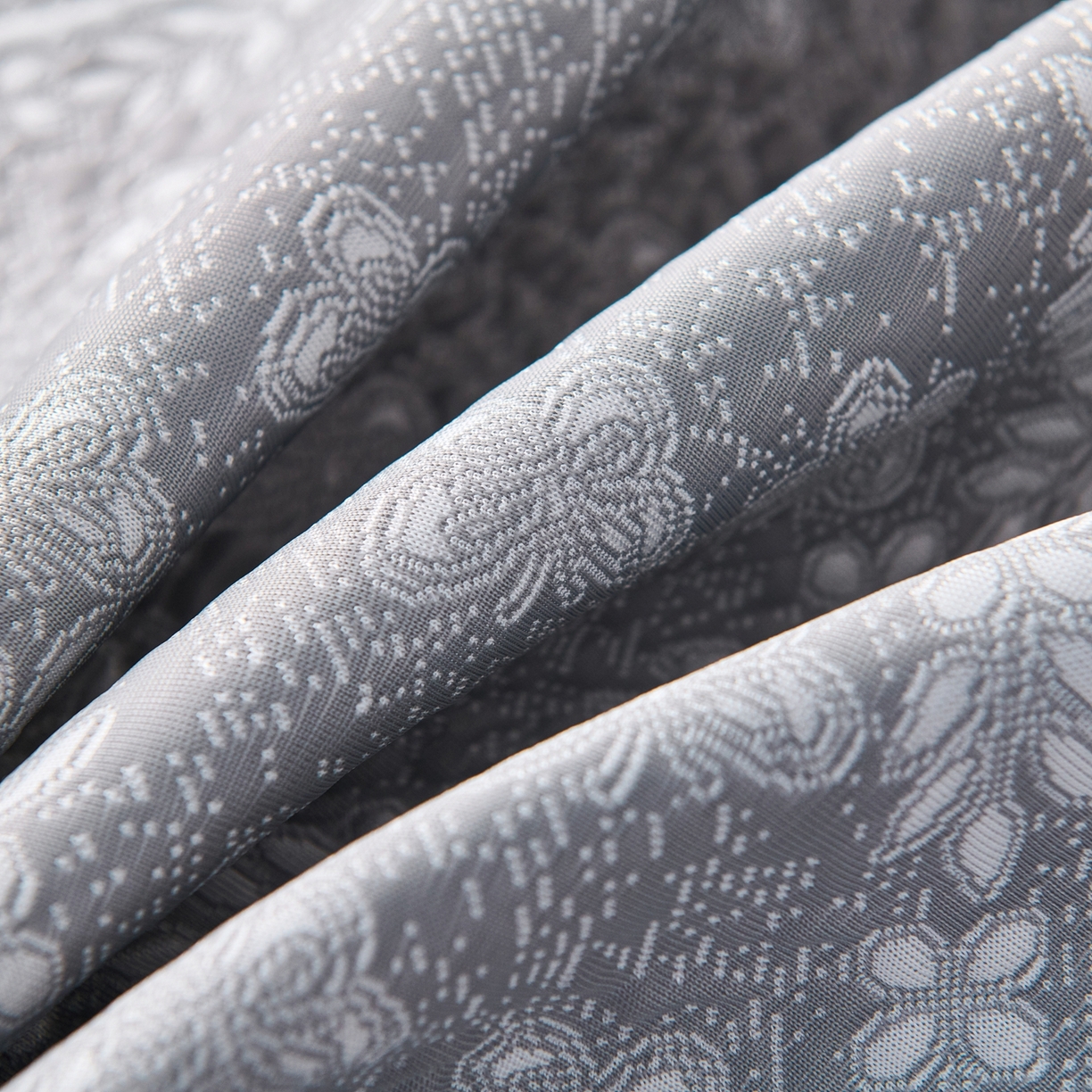 91家纺网 家纺一手货源 找家纺 席之家 2026新款PE乙纶冰豆豆双色提花床裙款三件套-蝶舞花间 蝶舞花间-烟灰