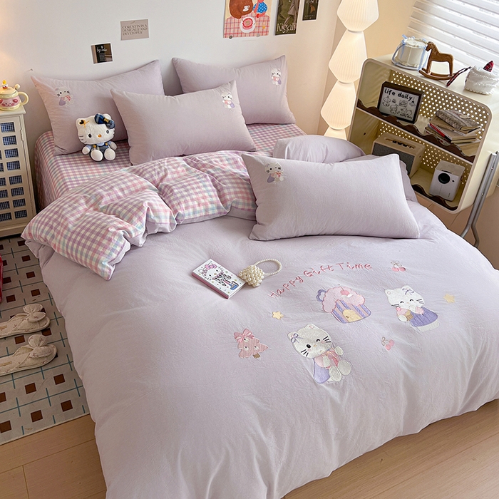 91家纺网 家纺一手货源 找家纺 暖意家纺 2026新款全棉色织水洗棉绣花四件套- 可爱猫 可爱猫-紫