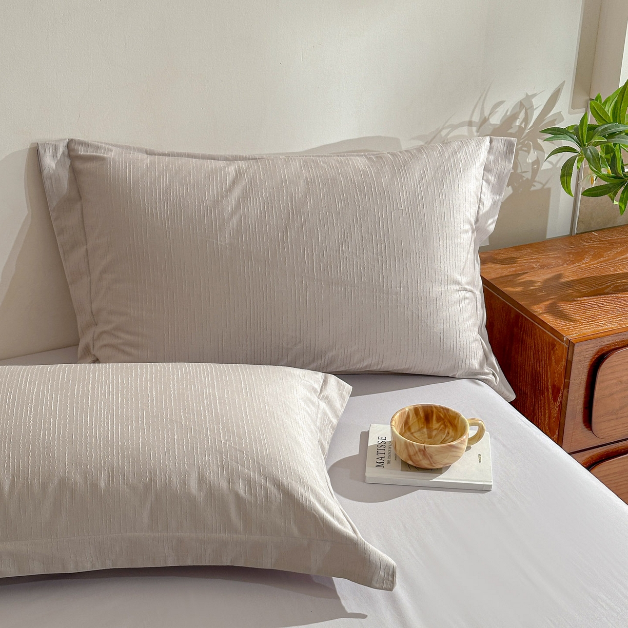 91家纺网 家纺一手货源 找家纺 泽西家纺+V17798841158发大图 2026新品60长绒棉提花立体浮雕全棉纯棉四件套-云涧奢影系列 余弦-奢灰