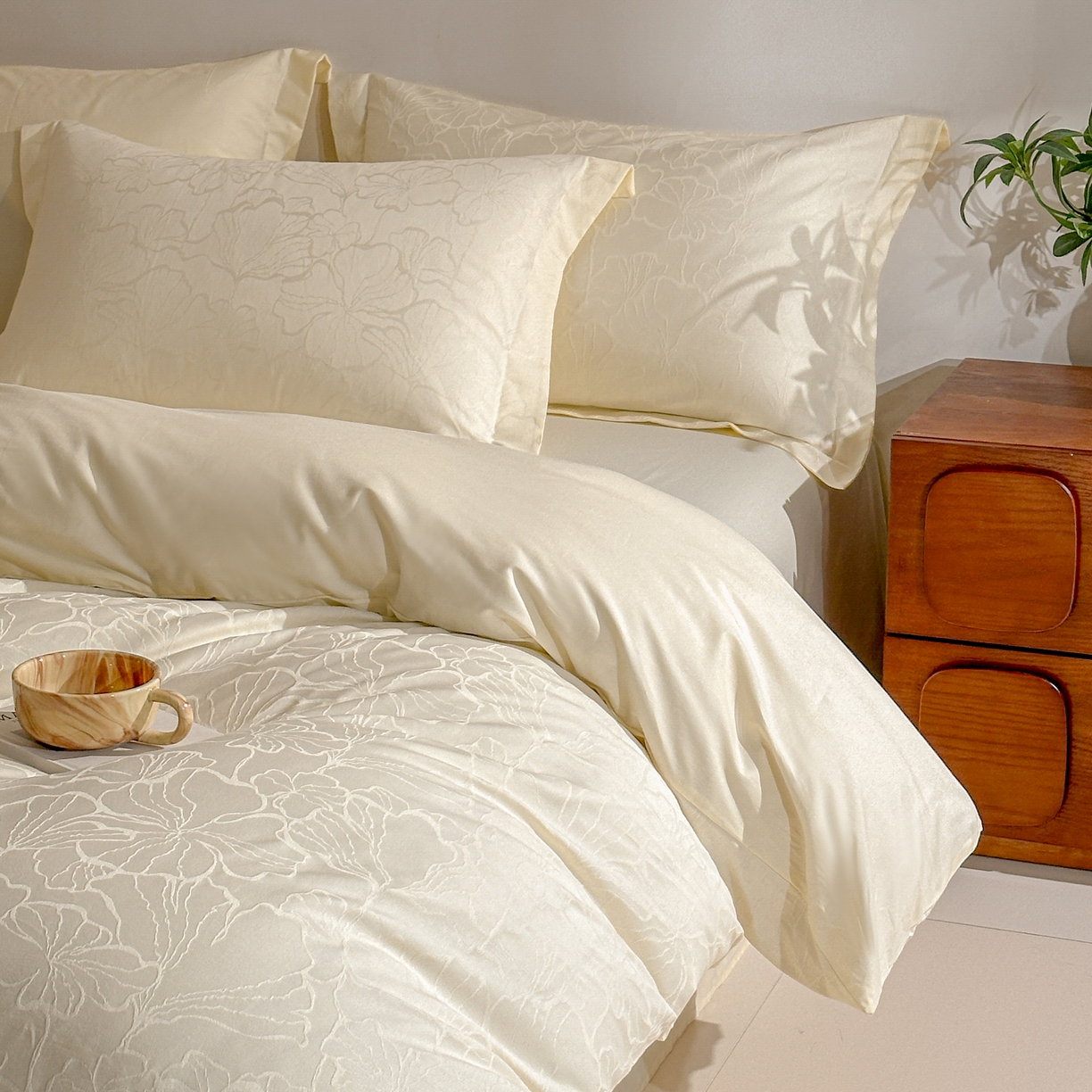 91家纺网 家纺一手货源 找家纺 泽西家纺+V17798841158发大图 2026新品60长绒棉提花立体浮雕全棉纯棉四件套-云涧奢影系列 山涧雾-米白