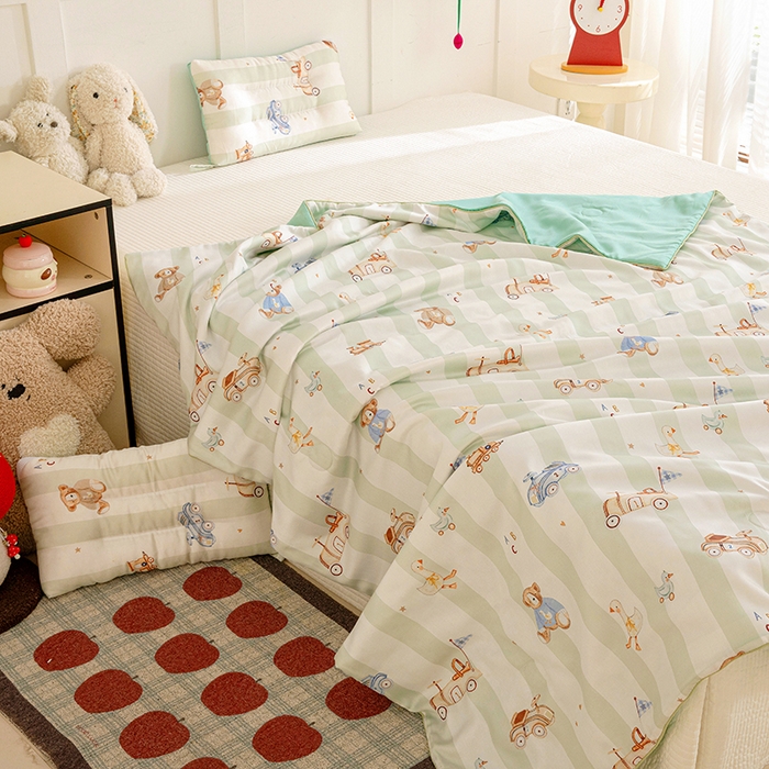 91家纺网 家纺一手货源 找家纺 十九色 2026新款50莱赛尔卡通印花儿童夏被同款枕头枕芯 春日玩伴