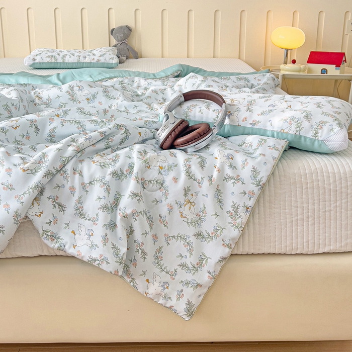 91家纺网 家纺一手货源 找家纺 十九色 2026新款50莱赛尔卡通印花儿童夏被同款枕头枕芯 大白鹅