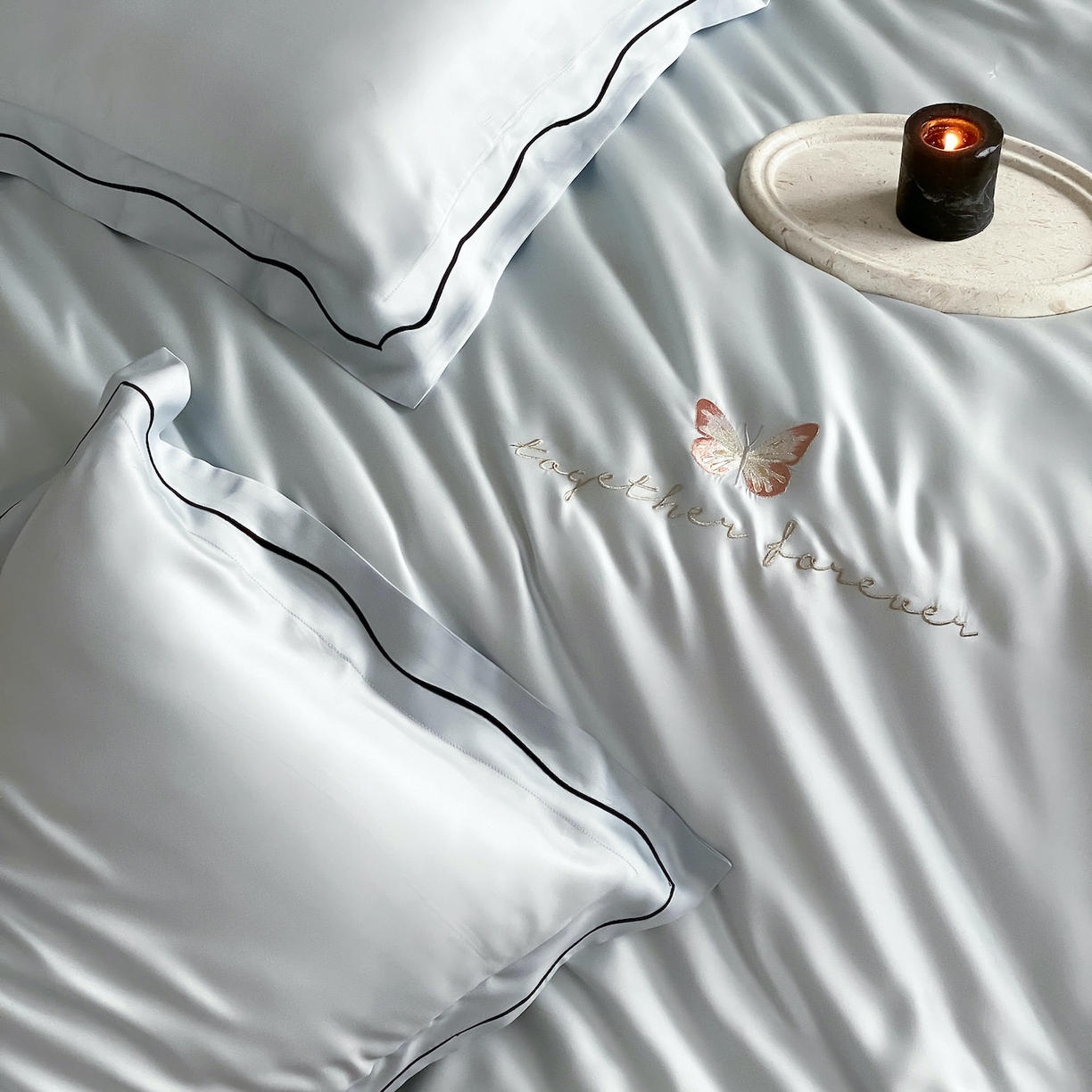 91家纺网 家纺一手货源 找家纺 FORTWO家纺原创设计（FOR TWO家纺） 2026新款兰精天丝绣被套单被套被套单件 秘境-蓝