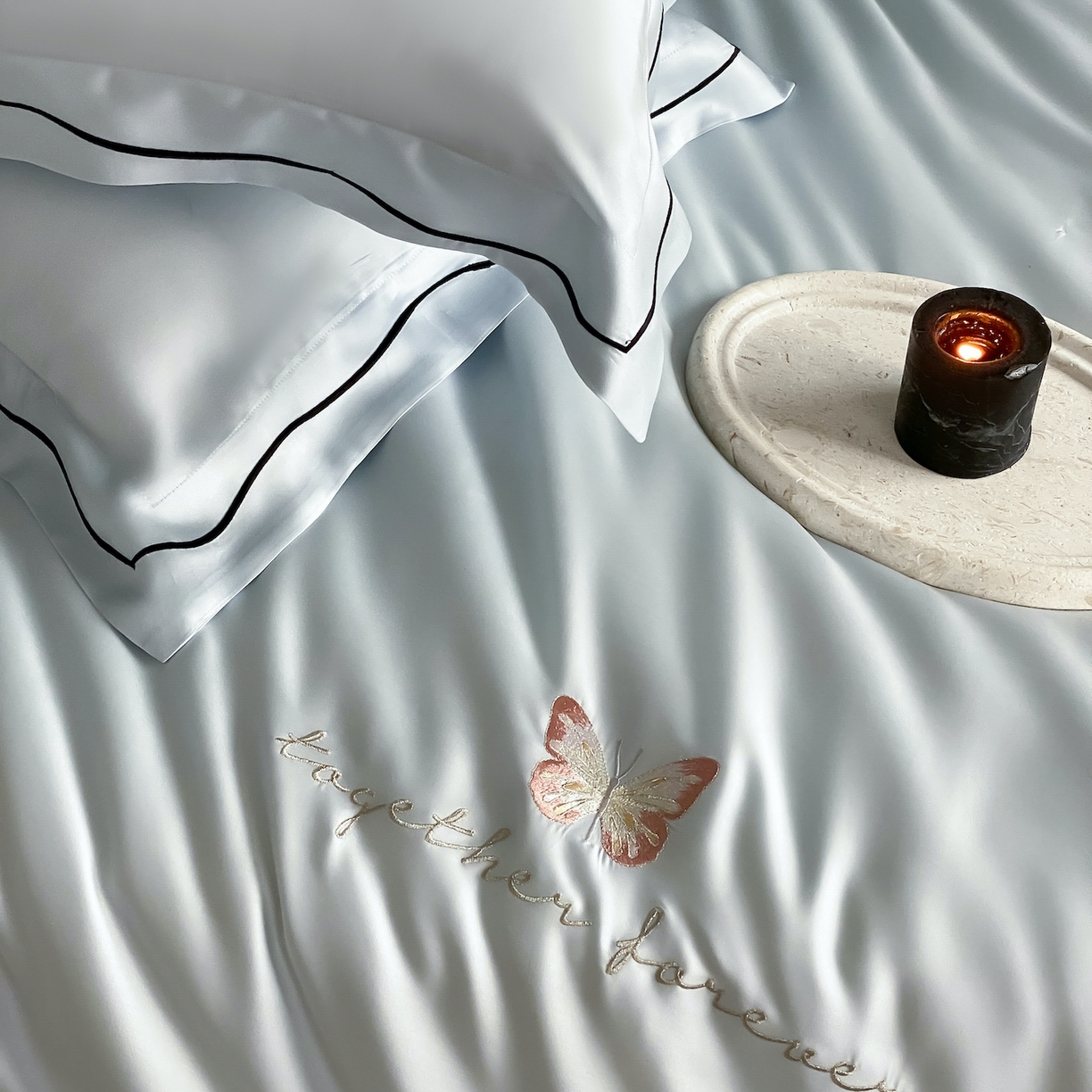 91家纺网 家纺一手货源 找家纺 FORTWO家纺原创设计（FOR TWO家纺） 2026新款兰精天丝绣被套单被套被套单件 秘境-蓝