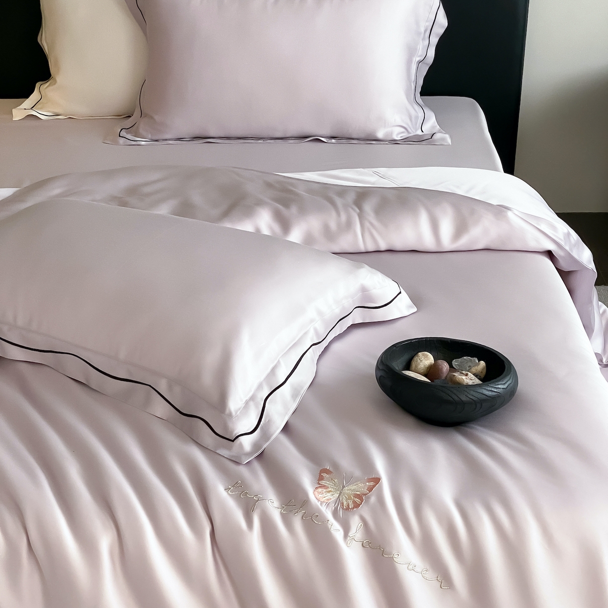 91家纺网 家纺一手货源 找家纺 FORTWO家纺原创设计（FOR TWO家纺） 2026新款兰精天丝绣被套单被套被套单件 秘境-紫