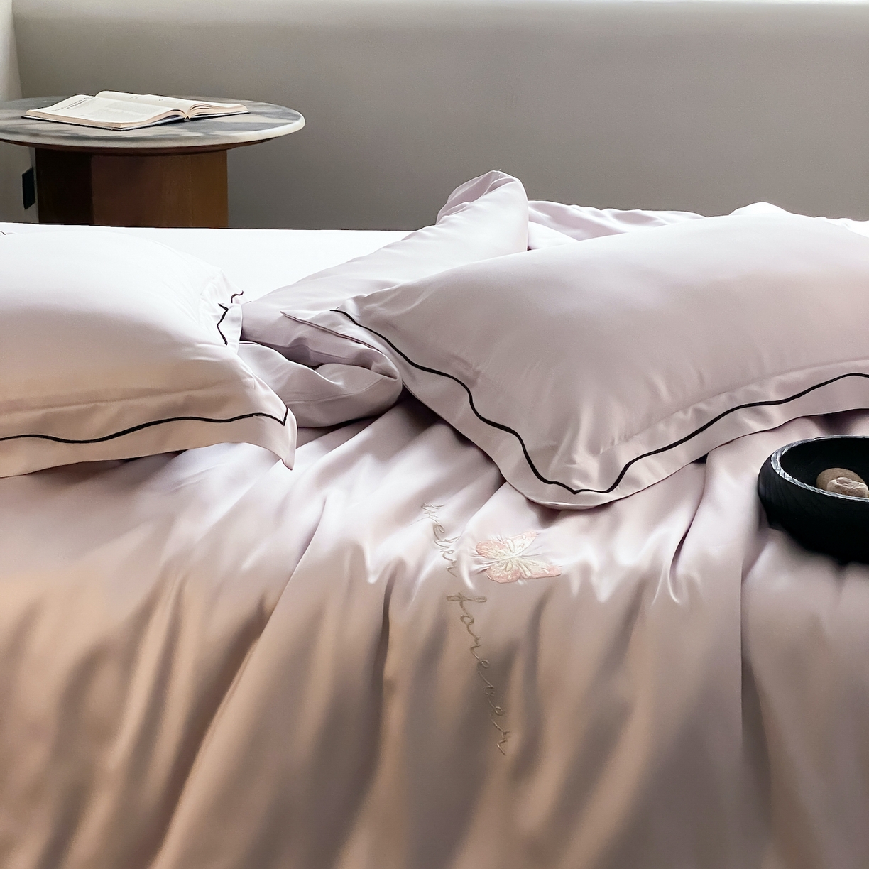 91家纺网 家纺一手货源 找家纺 FORTWO家纺原创设计（FOR TWO家纺） 2026新款兰精天丝绣被套单被套被套单件 秘境-紫