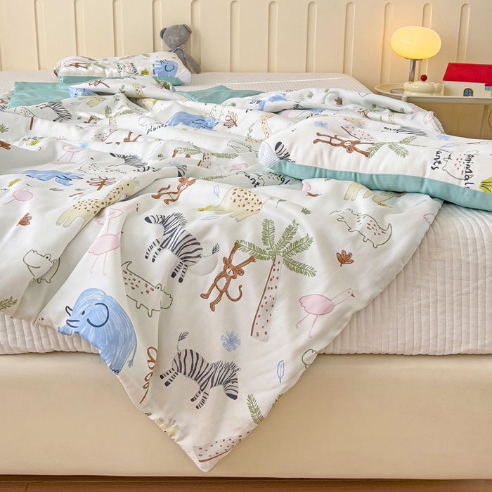 91家纺网 家纺一手货源 找家纺 十九色 2026新款50莱赛尔卡通印花儿童夏被同款枕头枕芯 大草原