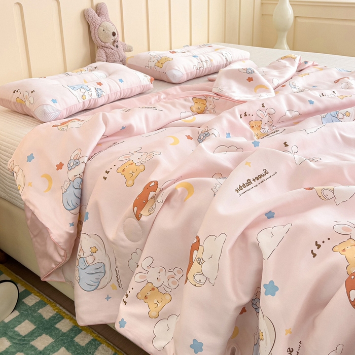 91家纺网 家纺一手货源 找家纺 十九色 2026新款50莱赛尔卡通印花儿童夏被同款枕头枕芯 瞌睡兔