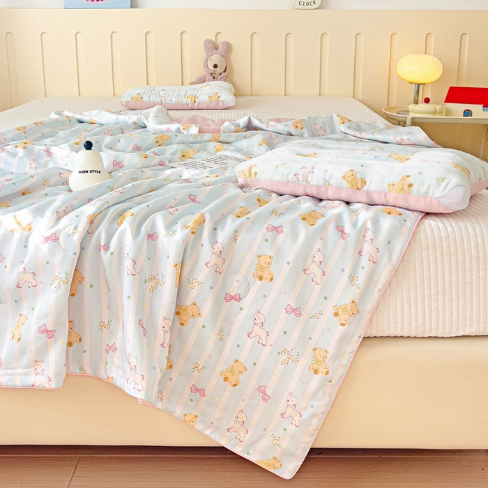 91家纺网 家纺一手货源 找家纺 十九色 2026新款50莱赛尔卡通印花儿童夏被同款枕头枕芯 领结熊