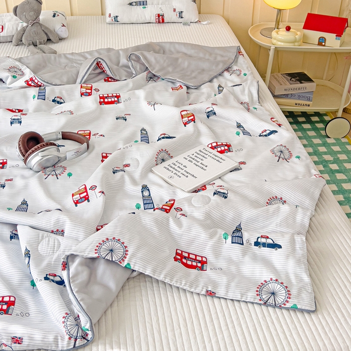 91家纺网 家纺一手货源 找家纺 十九色 2026新款50莱赛尔卡通印花儿童夏被同款枕头枕芯 伦敦巴士