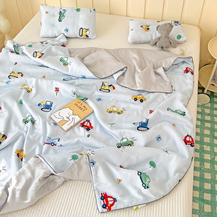 91家纺网 家纺一手货源 找家纺 十九色 2026新款50莱赛尔卡通印花儿童夏被同款枕头枕芯 汽车家族