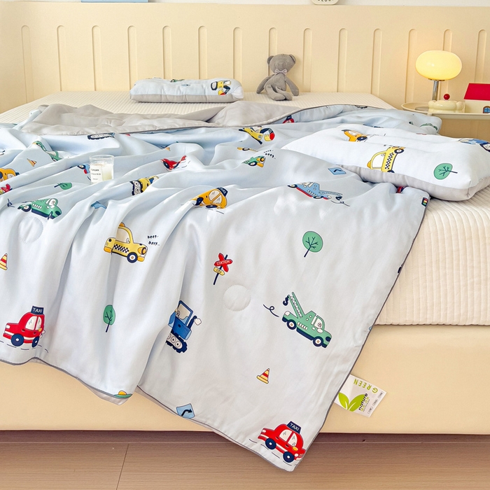 91家纺网 家纺一手货源 找家纺 十九色 2026新款50莱赛尔卡通印花儿童夏被同款枕头枕芯 汽车家族