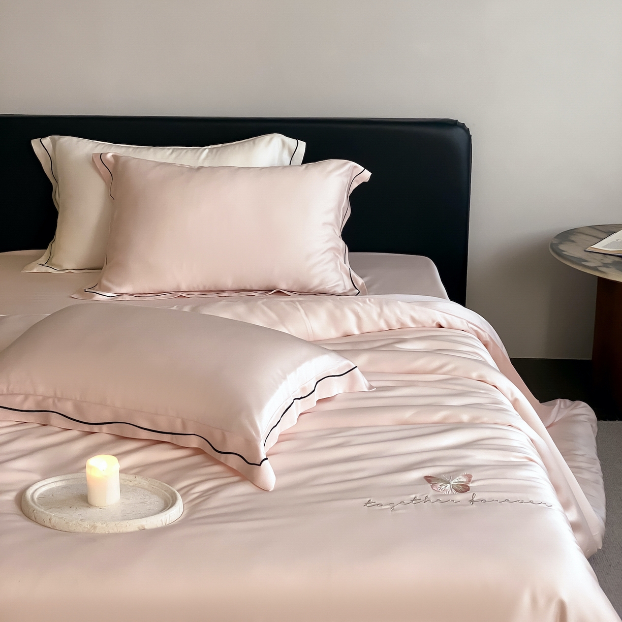 91家纺网 家纺一手货源 找家纺 FORTWO家纺原创设计（FOR TWO家纺） 2026新款兰精天丝绣枕套单枕套枕套单件 秘境-粉