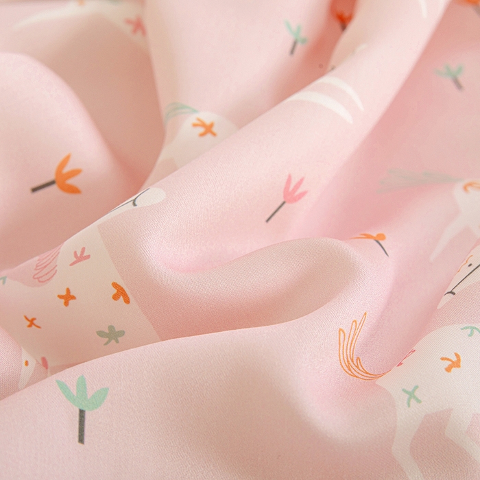 91家纺网 家纺一手货源 找家纺 十九色 2026新款50莱赛尔卡通印花儿童夏被同款枕头枕芯 星花小马