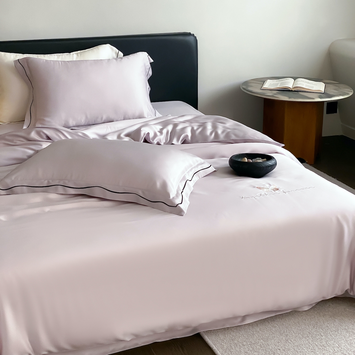 91家纺网 家纺一手货源 找家纺 FORTWO家纺原创设计（FOR TWO家纺） 2026新款兰精天丝绣花床单单床单床单单件 秘境-紫