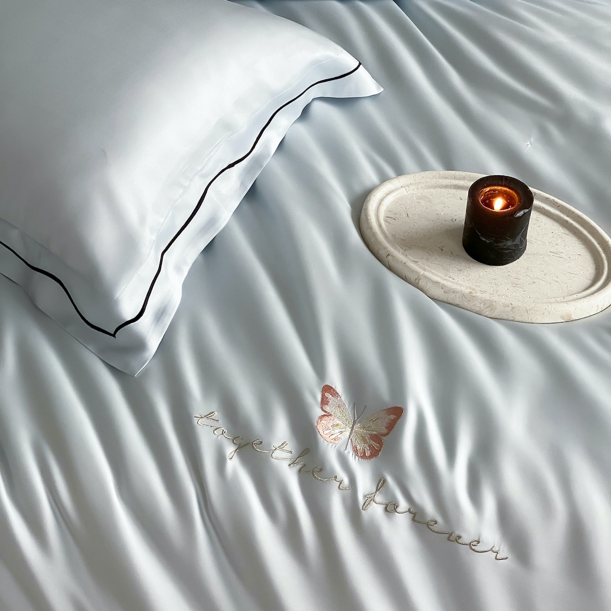 91家纺网 家纺一手货源 找家纺 （总）FORTWO家纺原创设计（FOR TWO家纺） 2026新款兰精天丝绣花床笠单床笠床笠单件