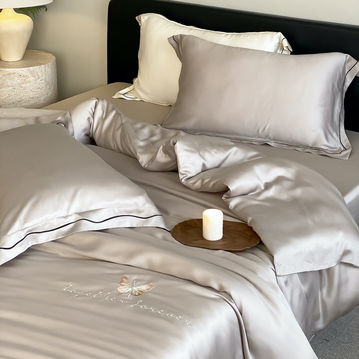 91家纺网 家纺一手货源 找家纺 FORTWO家纺原创设计（FOR TWO家纺） 2026新款兰精天丝绣花床笠单床笠床笠单件 秘境-灰