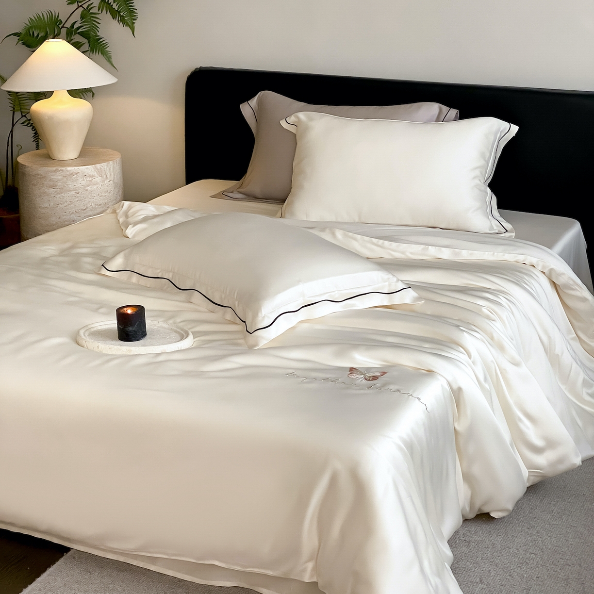 91家纺网 家纺一手货源 找家纺 FORTWO家纺原创设计（FOR TWO家纺） 2026新款兰精天丝绣花床笠单床笠床笠单件 秘境-奶白