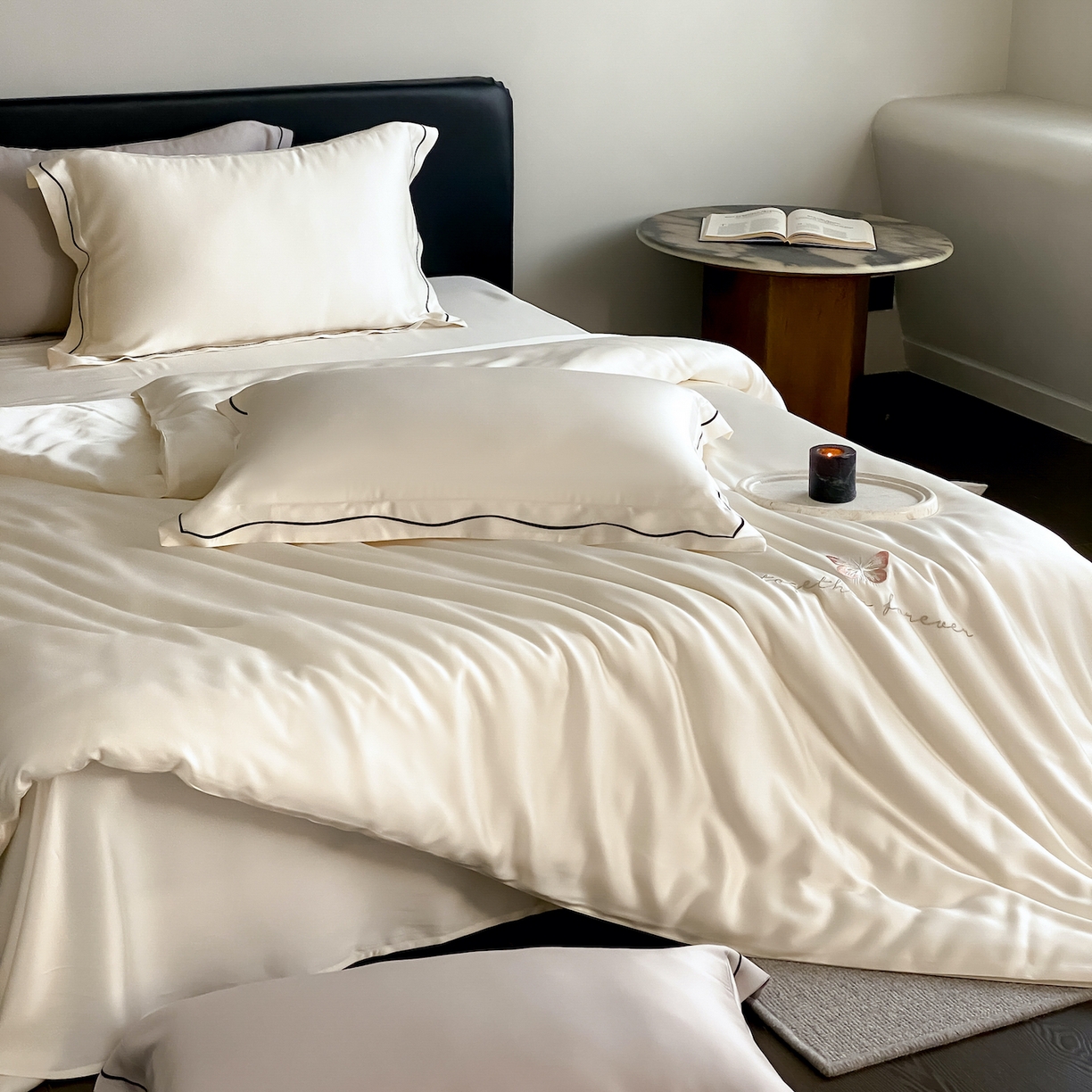 91家纺网 家纺一手货源 找家纺 FORTWO家纺原创设计（FOR TWO家纺） 2026新款兰精天丝绣花床笠单床笠床笠单件 秘境-奶白