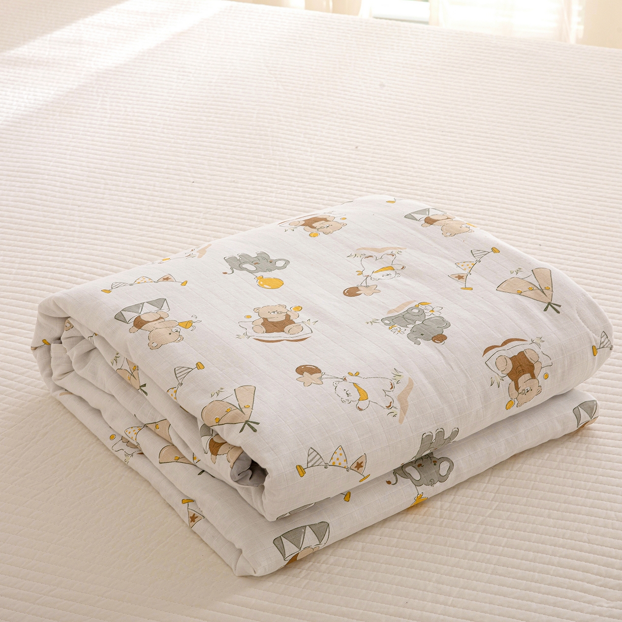 91家纺网 家纺一手货源 找家纺 十九色 2026春夏新款全棉华夫格纱布凉感防踢被拥抱被夏被夏凉被空调被 小伙伴