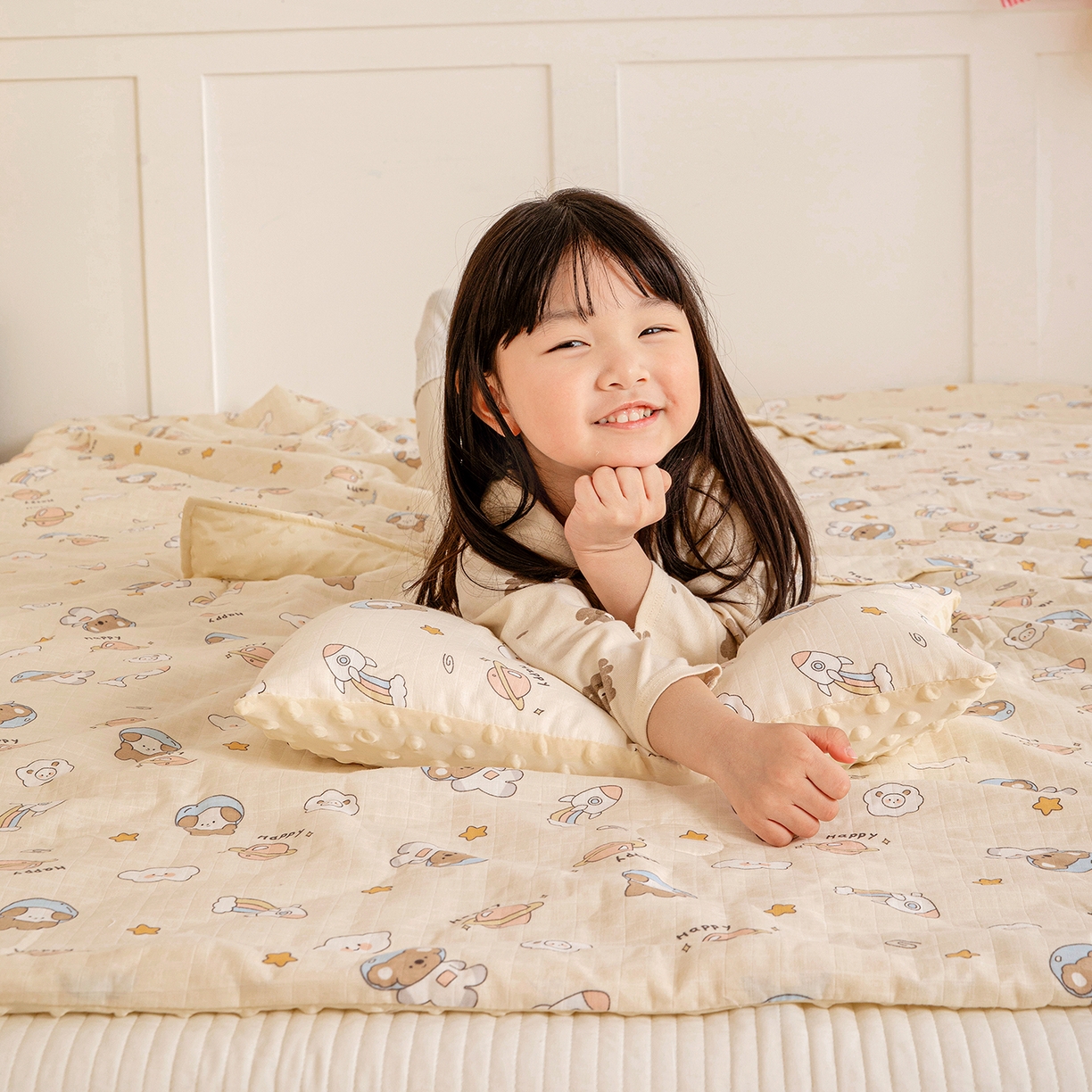 91家纺网 家纺一手货源 找家纺 十九色 2026春夏新款全棉华夫格纱布凉感防踢被拥抱被夏被夏凉被空调被 遨游太空