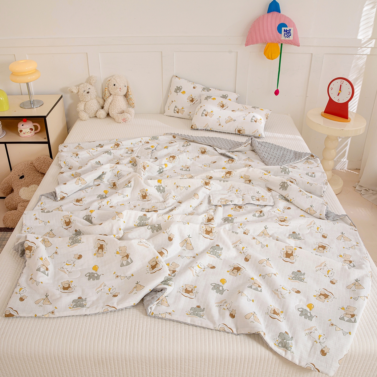 91家纺网 家纺一手货源 找家纺 十九色 2026春夏新款全棉华夫格纱布凉感防踢被拥抱被夏被夏凉被空调被 小伙伴