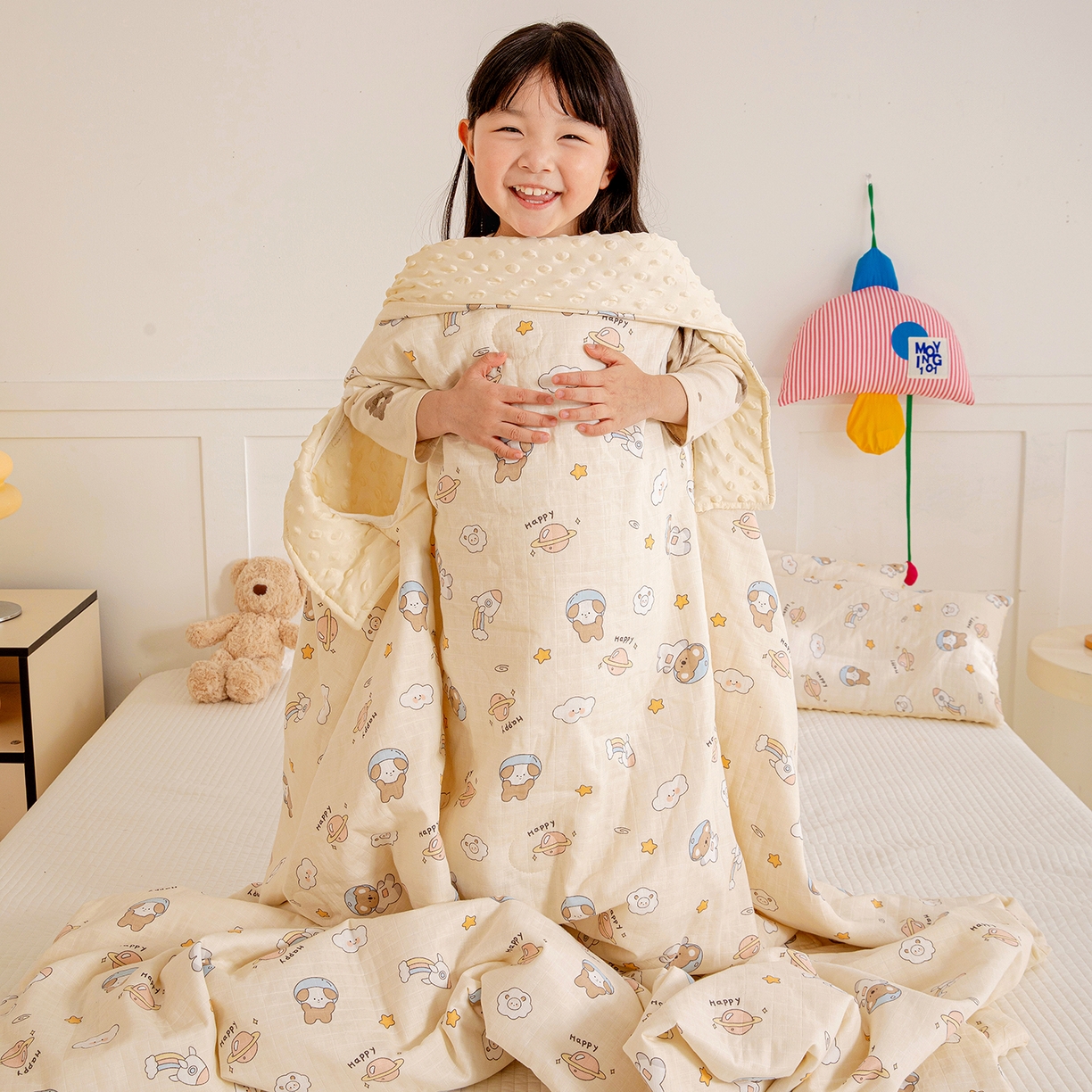 91家纺网 家纺一手货源 找家纺 十九色 2026春夏新款全棉华夫格纱布凉感防踢被拥抱被夏被夏凉被空调被 遨游太空