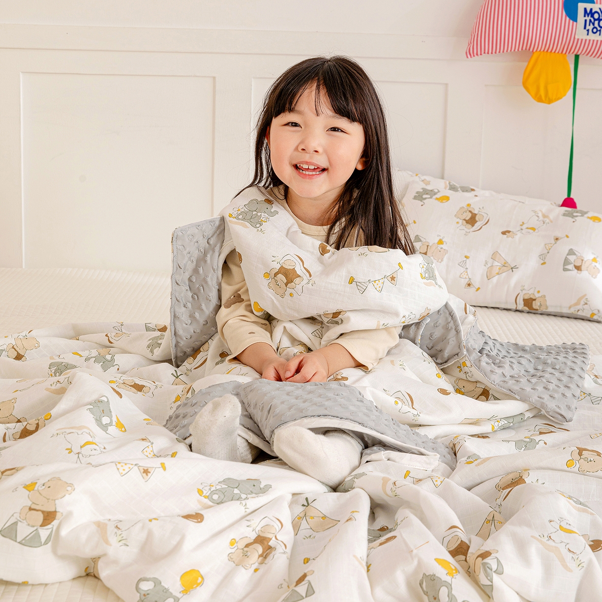 91家纺网 家纺一手货源 找家纺 十九色 2026春夏新款全棉华夫格纱布凉感防踢被拥抱被夏被夏凉被空调被 小伙伴