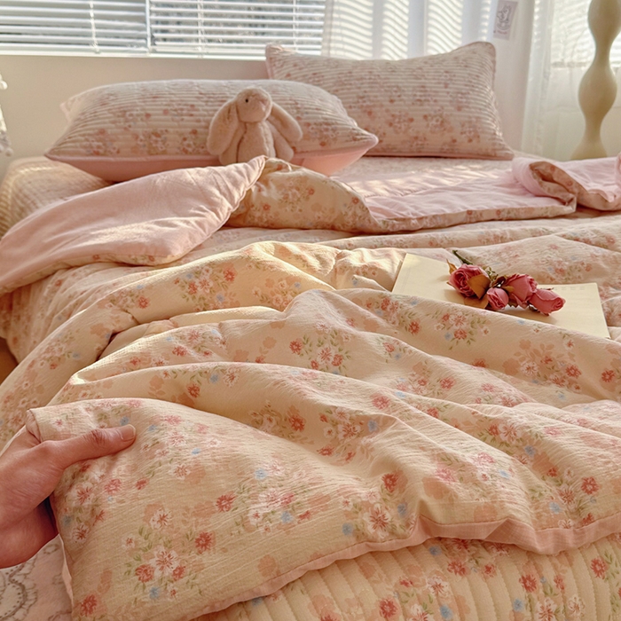 91家纺网 家纺一手货源 找家纺 玉海棠家纺 2026新款A类云感双层纱7A抗菌夏被夏凉被空调被四件套 灿烂花开
