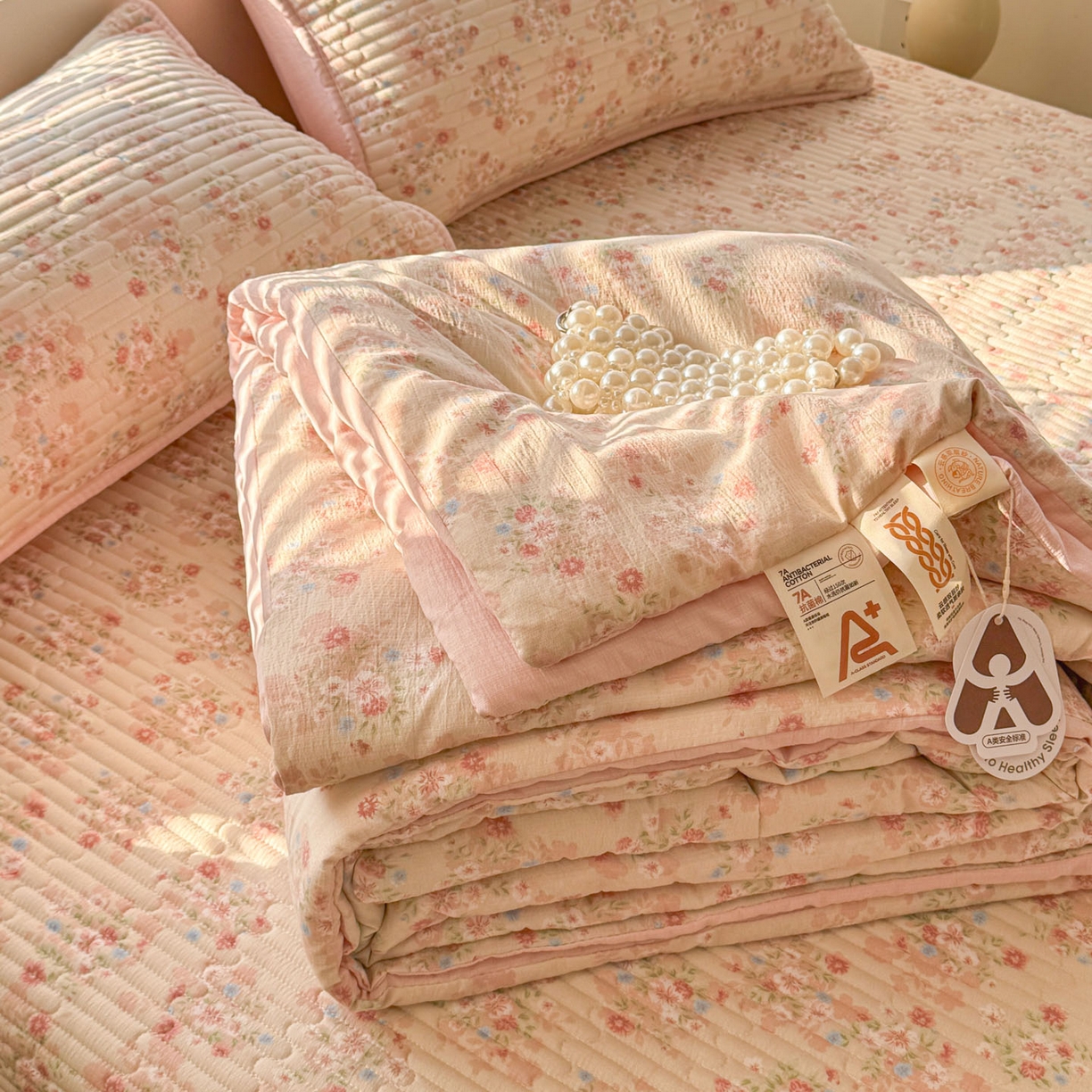 91家纺网 家纺一手货源 找家纺 玉海棠家纺 2026新款A类云感双层纱7A抗菌夏被夏凉被空调被四件套 灿烂花开