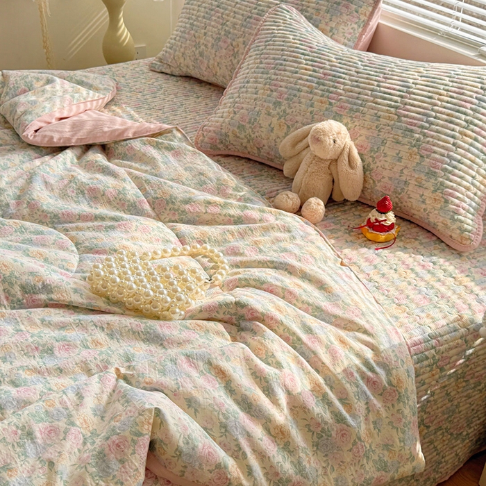 91家纺网 家纺一手货源 找家纺 玉海棠家纺 2026新款A类云感双层纱7A抗菌夏被夏凉被空调被四件套 繁华里