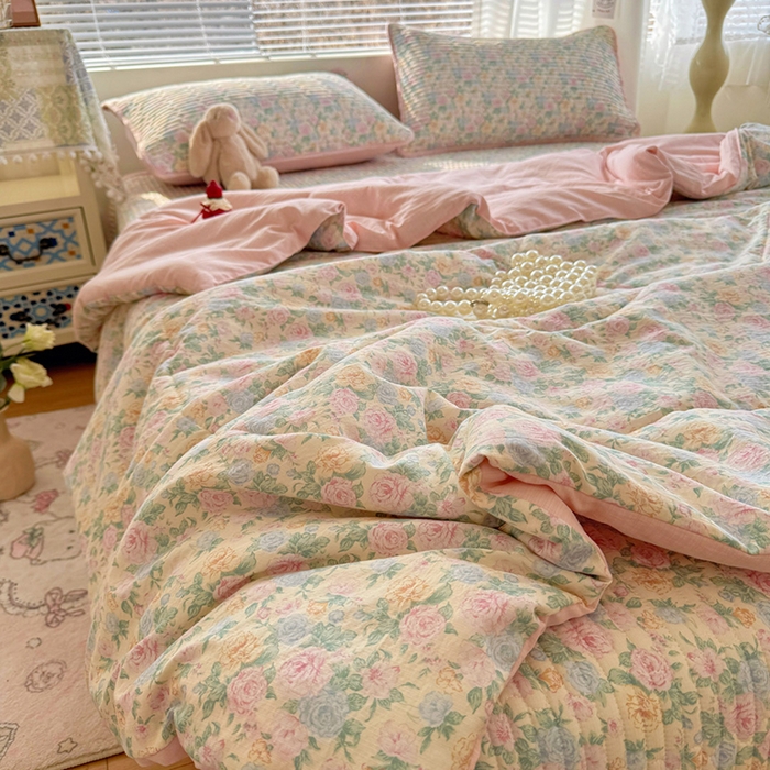 91家纺网 家纺一手货源 找家纺 玉海棠家纺 2026新款A类云感双层纱7A抗菌夏被夏凉被空调被四件套 繁华里